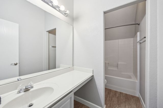 2801 Gardendale Drive, Fort Worth, TX 76120