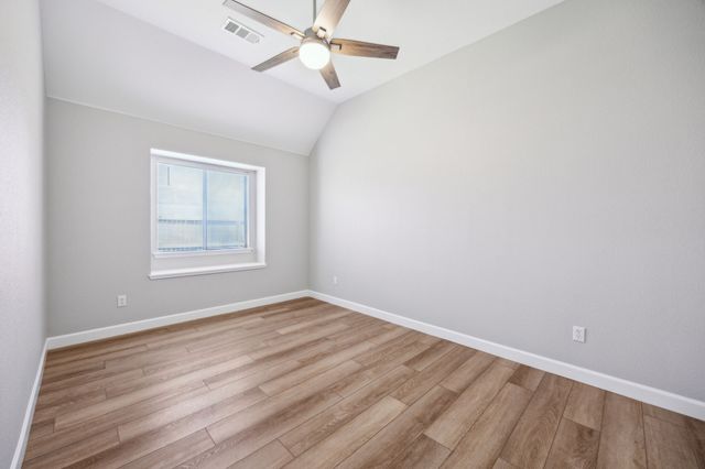 2801 Gardendale Drive, Fort Worth, TX 76120