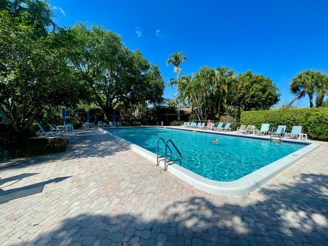 3100 N Course Lane 307, Pompano Beach, FL 33069