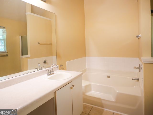 11036 Pebble Ridge Drive, Hampton, GA 30228