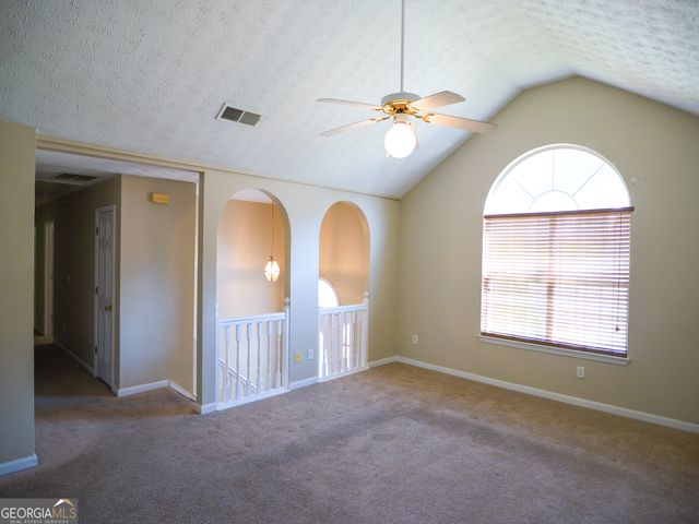 11036 Pebble Ridge Drive, Hampton, GA 30228