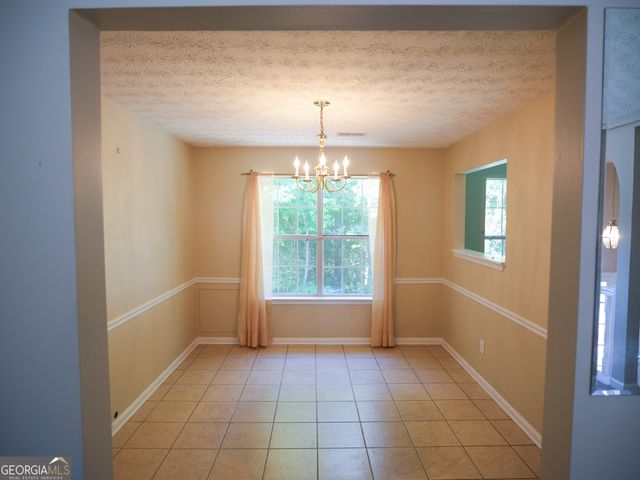 11036 Pebble Ridge Drive, Hampton, GA 30228