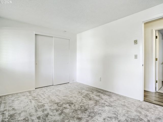2829 Se 174TH Ave, Portland, OR 97236