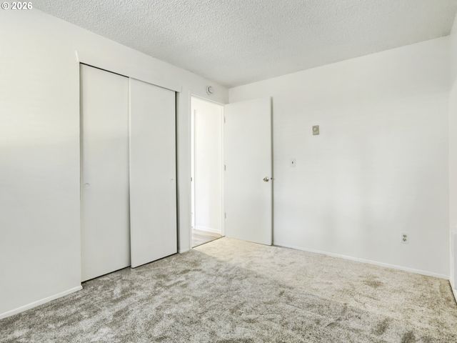 2829 Se 174TH Ave, Portland, OR 97236