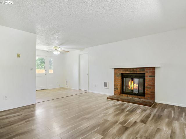 2829 Se 174TH Ave, Portland, OR 97236