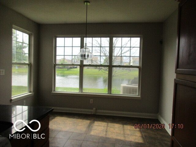 534 Greenwood Trace Drive, Whiteland, IN 46184