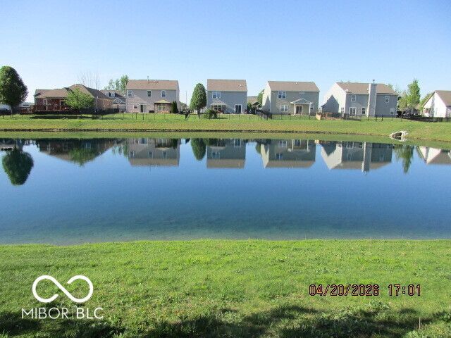 534 Greenwood Trace Drive, Whiteland, IN 46184