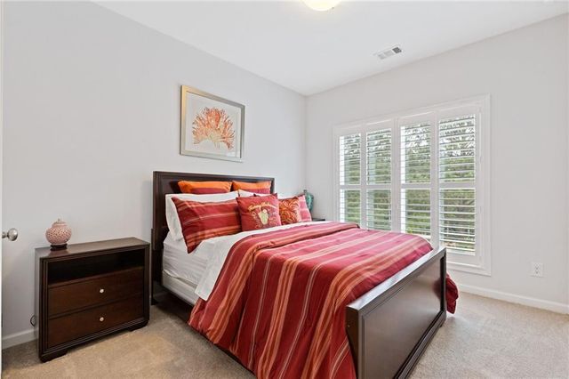916 Westmoreland Circle NW, Atlanta, GA 30318