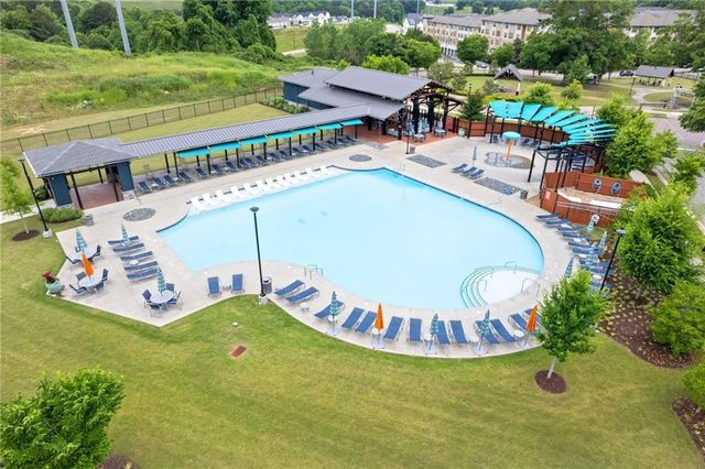 916 Westmoreland Circle NW, Atlanta, GA 30318