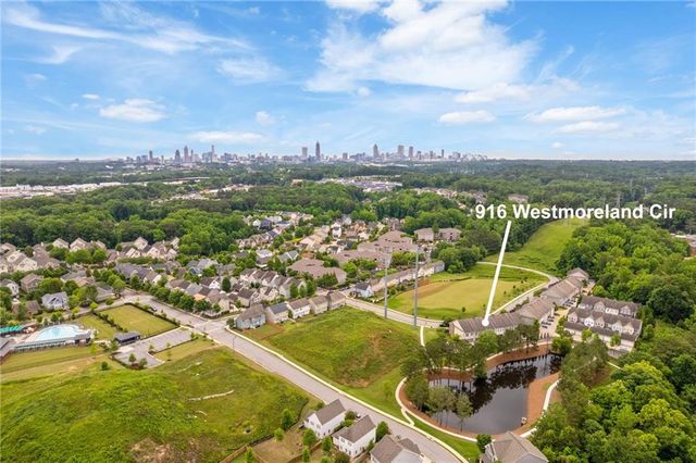 916 Westmoreland Circle NW, Atlanta, GA 30318