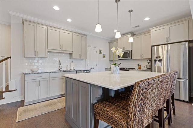 916 Westmoreland Circle NW, Atlanta, GA 30318