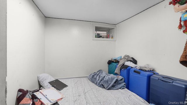 9520 127th Street, Richmond Hill, NY 11419