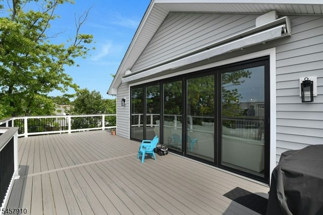 15 Starboard Ct, Brick Twp., NJ 08723