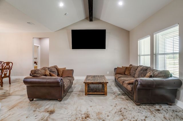 4930 Midway Road, Weatherford, TX 76085