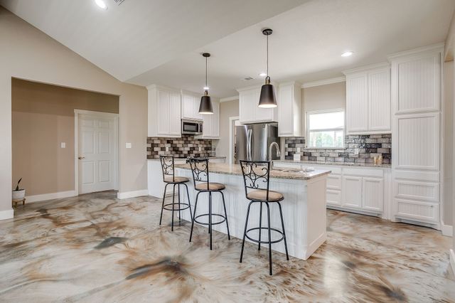 4930 Midway Road, Weatherford, TX 76085