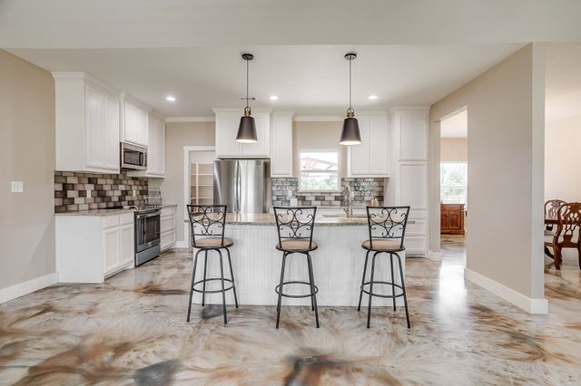 4930 Midway Road, Weatherford, TX 76085