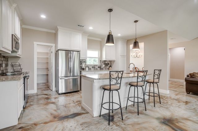 4930 Midway Road, Weatherford, TX 76085