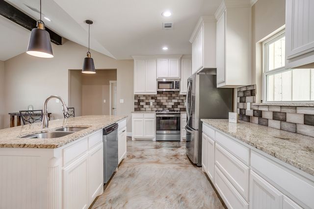 4930 Midway Road, Weatherford, TX 76085