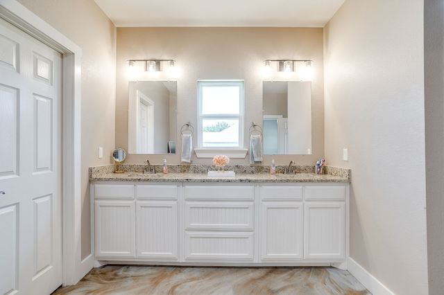 4930 Midway Road, Weatherford, TX 76085