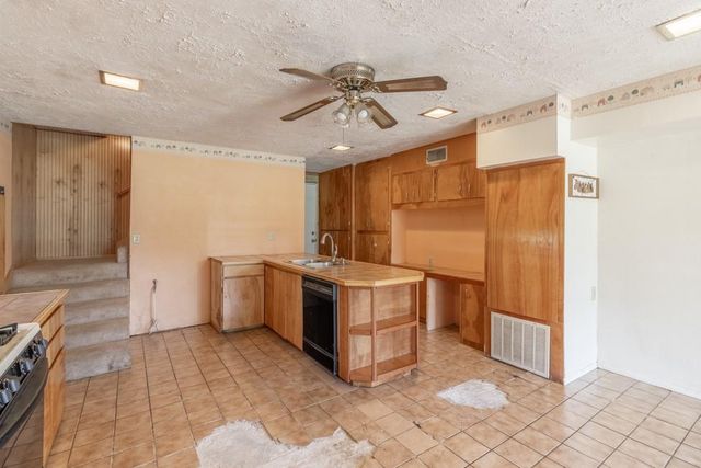 13119 Live Oak Lane, Old River-winfree, TX 77535
