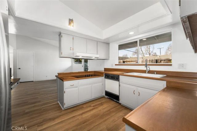 3241 Druid Lane, Los Alamitos, CA 90720