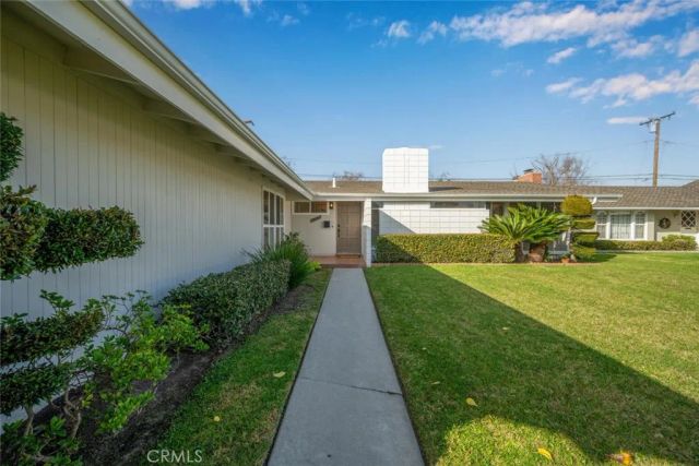 3241 Druid Lane, Los Alamitos, CA 90720