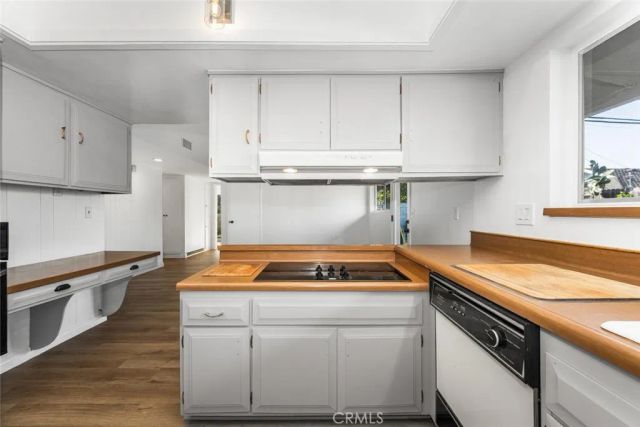 3241 Druid Lane, Los Alamitos, CA 90720