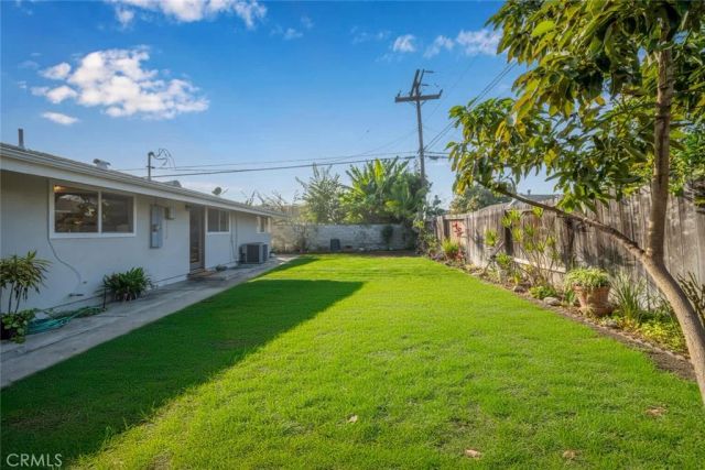 3241 Druid Lane, Los Alamitos, CA 90720