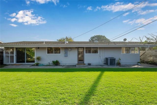 3241 Druid Lane, Los Alamitos, CA 90720