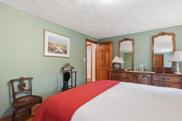 17 Rolling Ridge Road, Windham, NH 03087