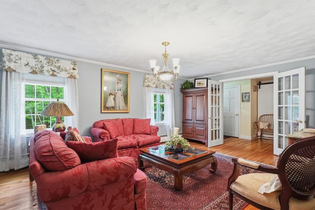 17 Rolling Ridge Road, Windham, NH 03087
