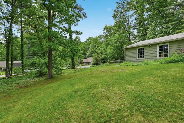 17 Rolling Ridge Road, Windham, NH 03087