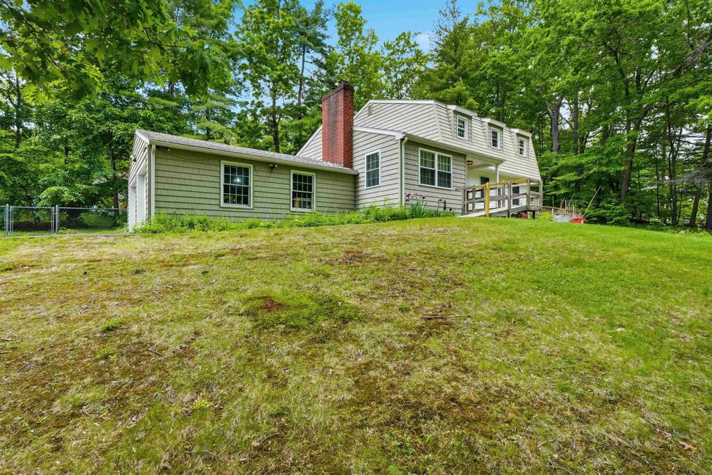 17 Rolling Ridge Road, Windham, NH 03087
