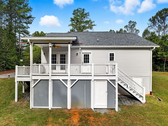 716 Old Pleasant Valley, Talking Rock, GA 30175