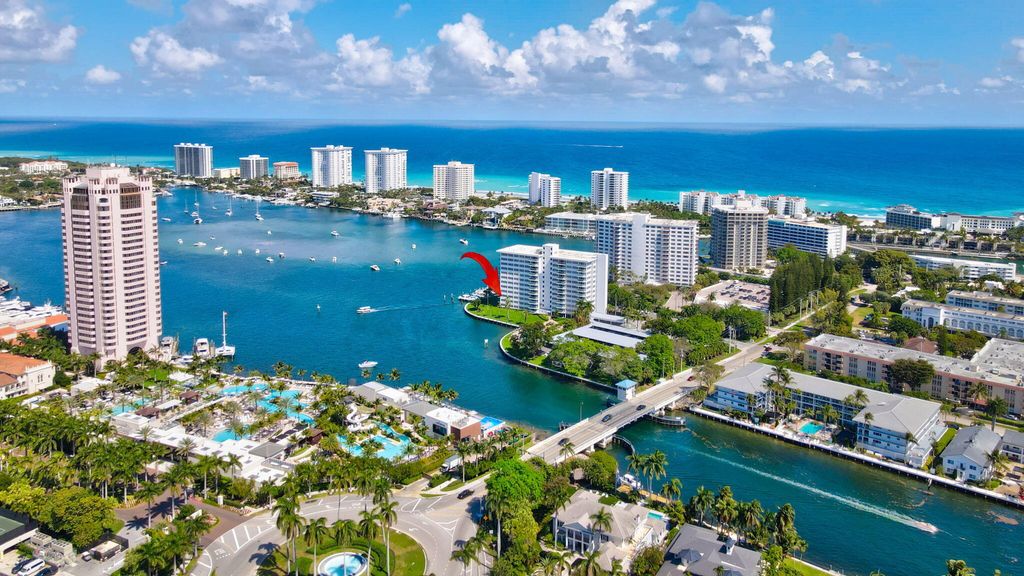 701 E Camino Real 2-J, Boca Raton, FL 33432