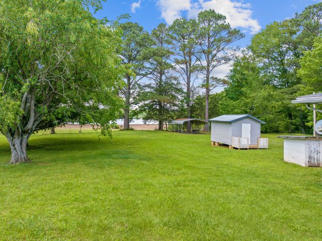 4519 Highway 100, E, Decaturville, TN 38329