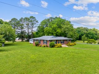 4519 Highway 100, E, Decaturville, TN 38329
