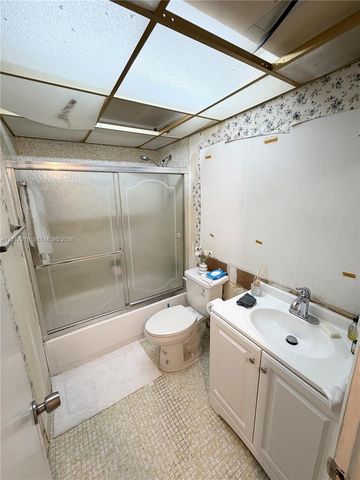 2901 NW 47th Ter 346A, Lauderdale Lakes, FL 33313