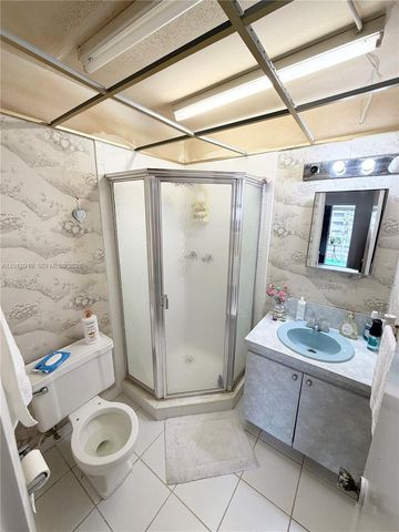 2901 NW 47th Ter 346A, Lauderdale Lakes, FL 33313