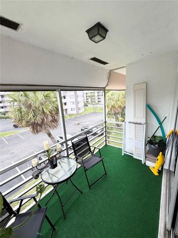 2901 NW 47th Ter 346A, Lauderdale Lakes, FL 33313