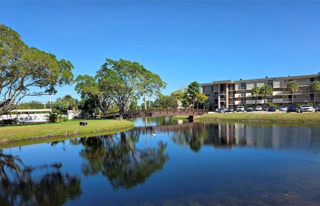 2901 NW 47th Ter 346A, Lauderdale Lakes, FL 33313