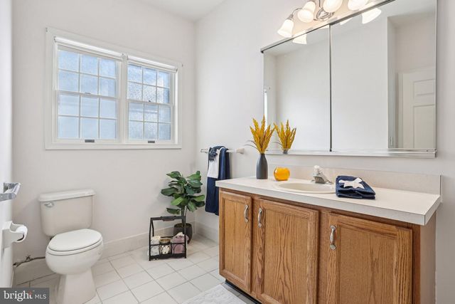 11 COVERED BRIDGE CIR, Columbus, NJ 08022