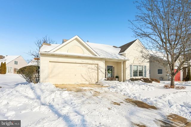 11 COVERED BRIDGE CIR, Columbus, NJ 08022