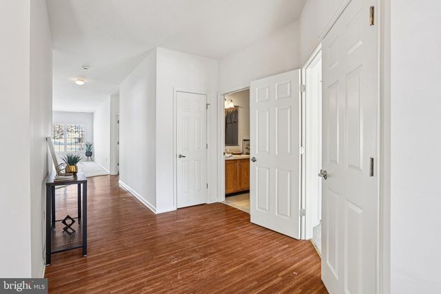 11 COVERED BRIDGE CIR, Columbus, NJ 08022