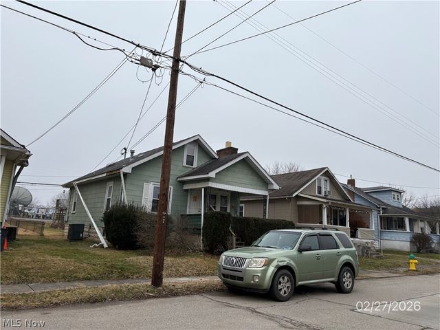 2016 16th Street, Parkersburg, WV 26101