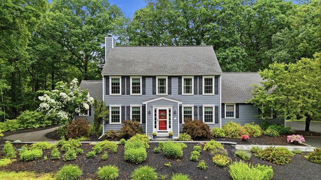 11 Montgomery Farm Road, Derry, NH 03038