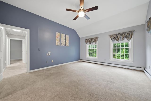 11 Montgomery Farm Road, Derry, NH 03038