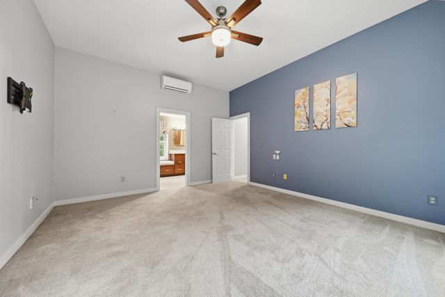 11 Montgomery Farm Road, Derry, NH 03038