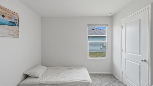 303 Wild Goose, Luling, TX 78648
