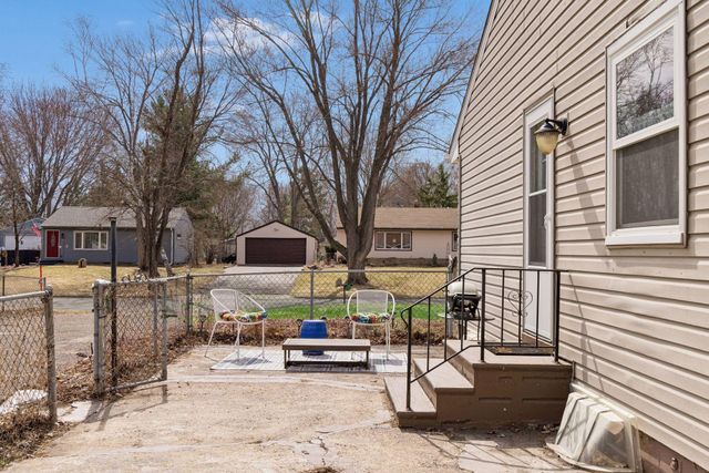 549 Doris Avenue, Shoreview, MN 55126